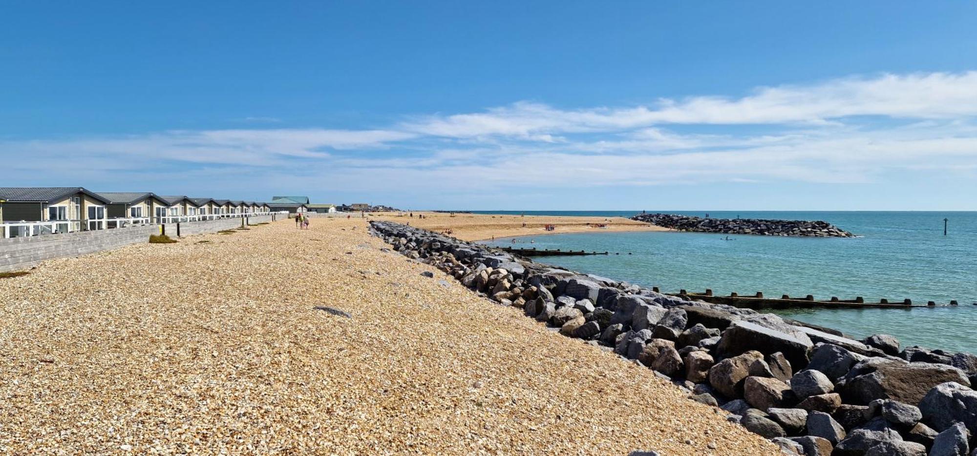 Cwtch, White Horse, Seal Bay Resort Selsey Exterior photo